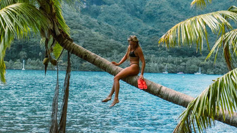 IMAGINE A WORLD WITHOUT YOUR EYE. WE CAN’T.