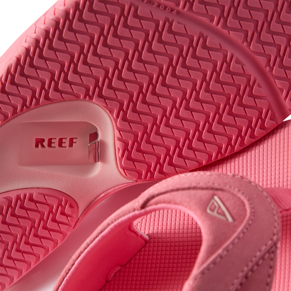 Womens Fanning - Strawberry Suede | WOMENS SANDALS | REEF